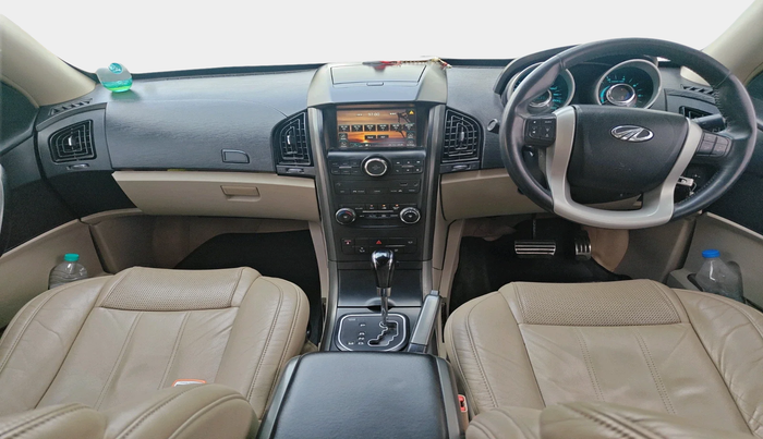 2016 Mahindra XUV500 W10 AT, Diesel, Automatic, 90,633 km, interior