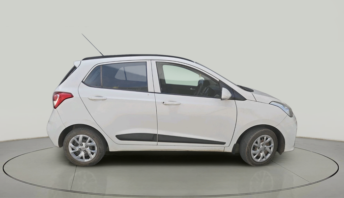 2017 Hyundai Grand i10 SPORTZ 1.2 KAPPA VTVT, Petrol, Manual, 1,21,278 km, exterior