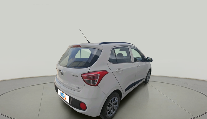 2017 Hyundai Grand i10 SPORTZ 1.2 KAPPA VTVT, Petrol, Manual, 1,21,278 km, exterior