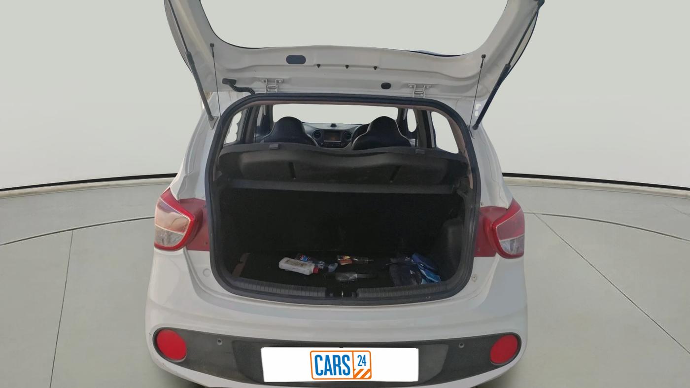 2017 Hyundai Grand i10 SPORTZ 1.2 KAPPA VTVT, Petrol, Manual, 1,21,278 km, exterior