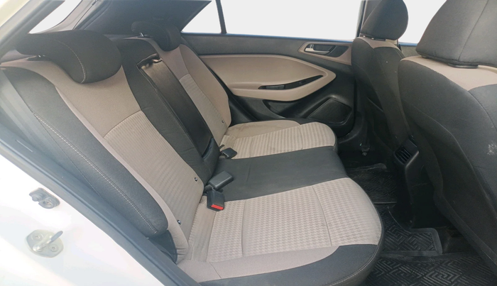 2018 Hyundai Elite i20 ASTA 1.4 CRDI (O), Diesel, Manual, 1,08,834 km, interior