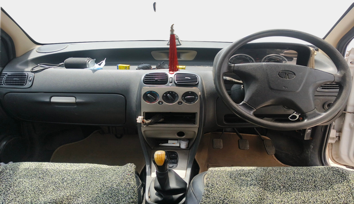 2014 Tata Indica EV2 LX, Diesel, Manual, 1,02,182 km, interior