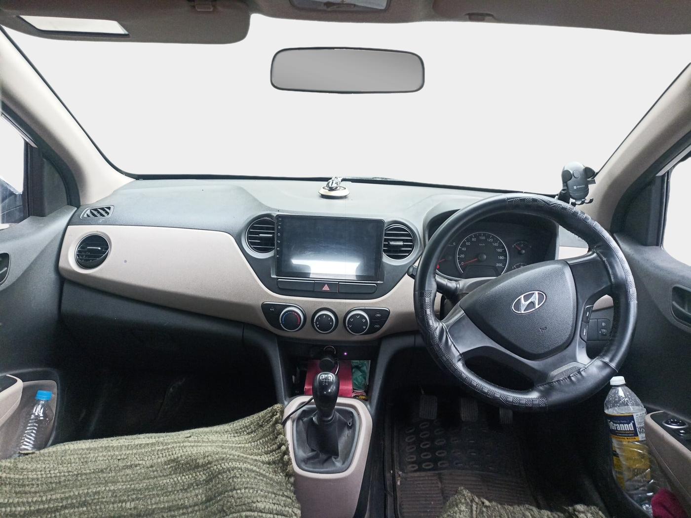 2014 Hyundai Grand i10 MAGNA 1.1 CRDI, Diesel, Manual, 91,000 km, interior