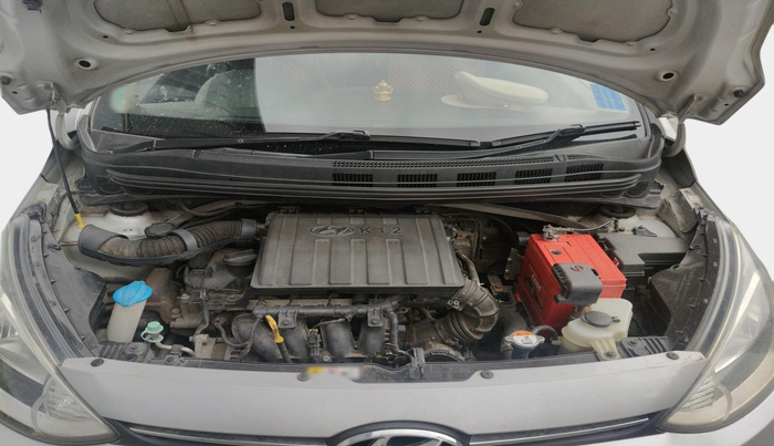 2015 Hyundai Xcent SX 1.2, Petrol, Manual, 1,39,053 km, exterior