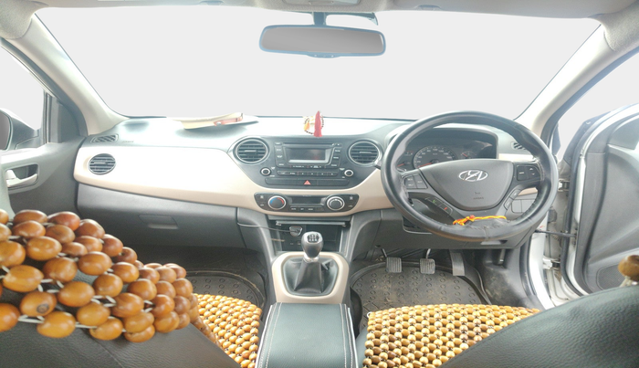 2015 Hyundai Xcent SX 1.2, Petrol, Manual, 1,39,053 km, interior