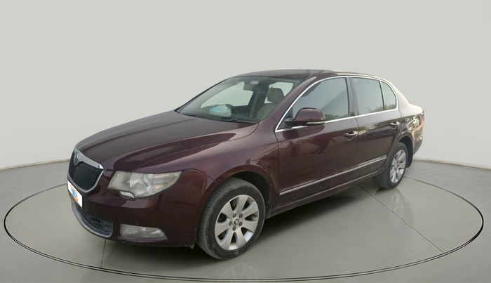 2011 Skoda Superb ELEGANCE 2.0 TDI CR AT, Diesel, Automatic, 2,00,591 km, exterior