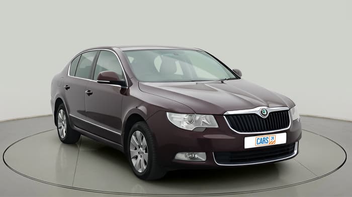 2011 Skoda Superb ELEGANCE 2.0 TDI CR AT, Diesel, Automatic, 2,00,680 km, exterior