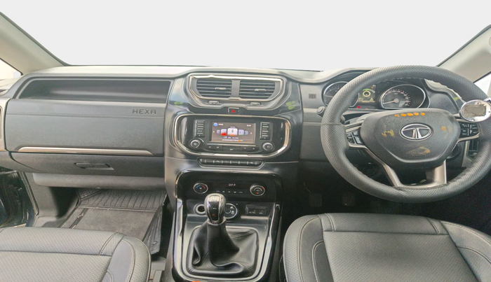 2017 Tata Hexa XT 4X2 7 STR, Diesel, Manual, 1,00,913 km, interior