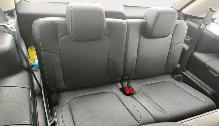 2017 Tata Hexa XT 4X2 7 STR, Diesel, Manual, 1,00,913 km, interior