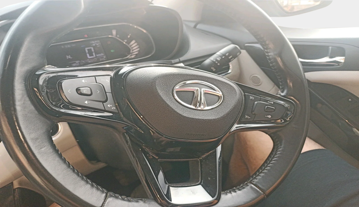 2020 Tata NEXON XZA PLUS (O) PETROL, Petrol, Automatic, 48,501 km, interior