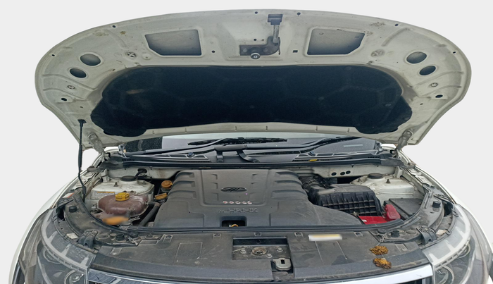 2019 Mahindra XUV500 W11, Diesel, Manual, 65,185 km, exterior