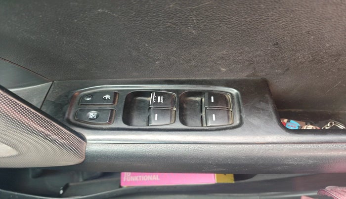 2015 Hyundai Creta SX 1.6 DIESEL, Diesel, Manual, 1,20,297 km, interior