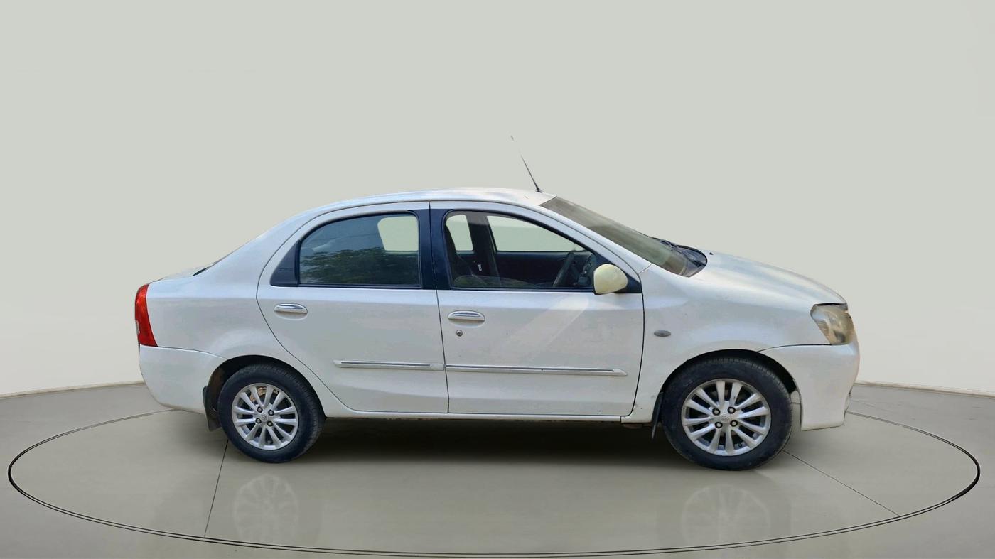 2012 Toyota Etios VD, Diesel, Manual, 1,86,861 km, exterior