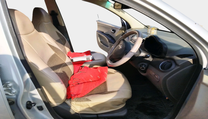 2014 Hyundai i10 SPORTZ 1.1, Petrol, Manual, 1,12,838 km, interior