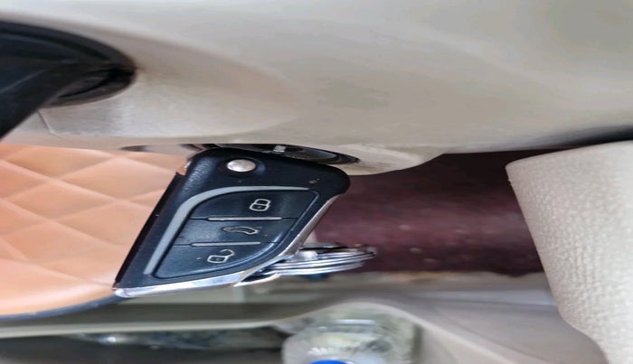 2012 Maruti Ertiga VDI, Diesel, Manual, 2,00,954 km, interior