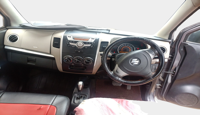 2016 Maruti Wagon R 1.0 VXI AMT, Petrol, Automatic, 2,72,736 km, interior