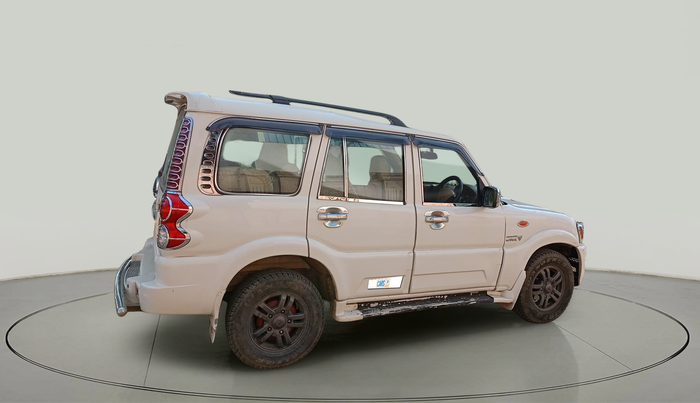 2014 Mahindra Scorpio VLX 2WD, Diesel, Manual, 1,16,587 km, exterior