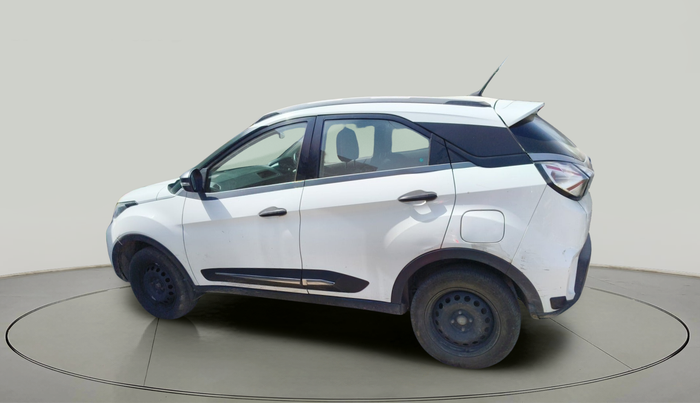 2021 Tata NEXON XM SUNROOF PETROL, Petrol, Manual, 1,11,462 km, exterior