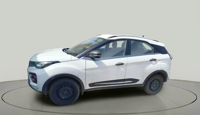 2021 Tata NEXON XM SUNROOF PETROL, Petrol, Manual, 1,11,462 km, exterior