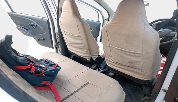 2017 Datsun Redi Go T (O), Petrol, Manual, 1,00,880 km, interior