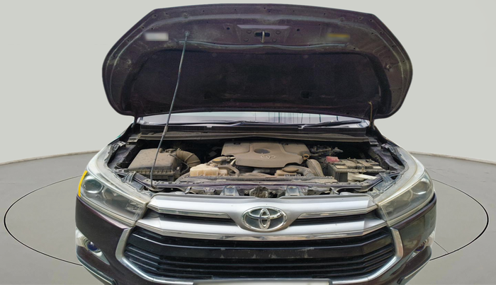 2016 Toyota Innova Crysta 2.4 ZX 7 STR, Diesel, Manual, 2,86,276 km, exterior