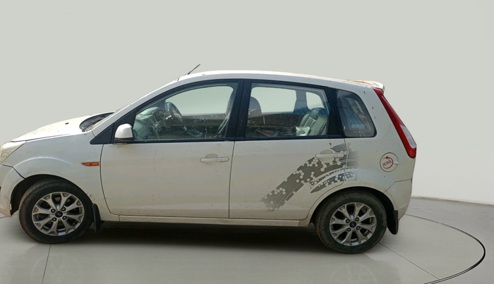 2013 Ford Figo TITANIUM 1.2 PETROL, Petrol, Manual, 83,673 km, exterior