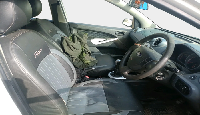 2013 Ford Figo TITANIUM 1.2 PETROL, Petrol, Manual, 83,673 km, interior