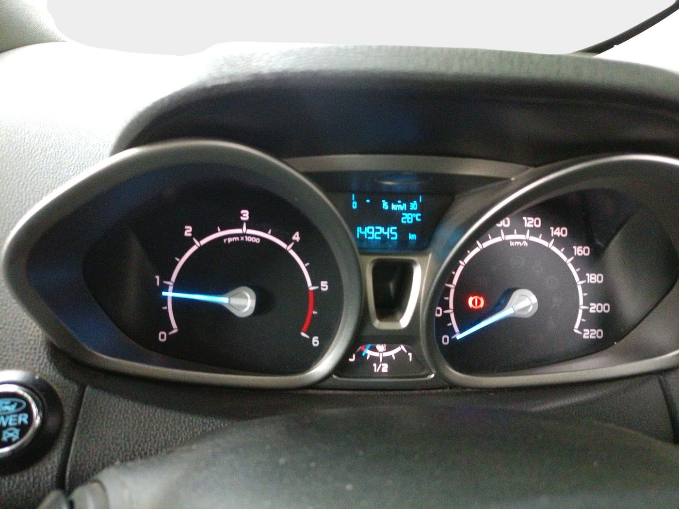 2017 Ford Ecosport TITANIUM 1.5L DIESEL, Diesel, Manual, 1,49,245 km, interior