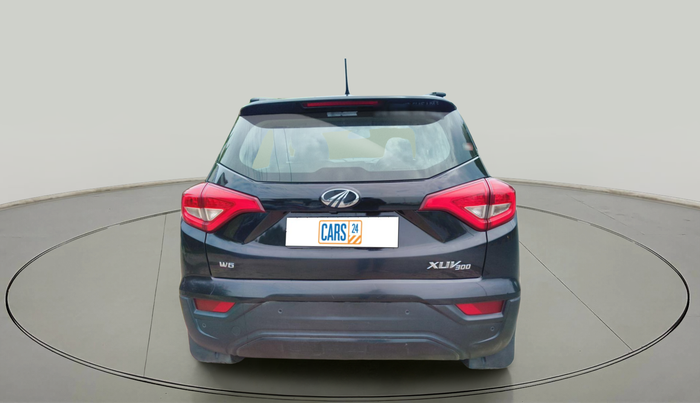 2020 Mahindra XUV300 W6 1.5 Diesel, Diesel, Manual, 1,14,712 km, exterior