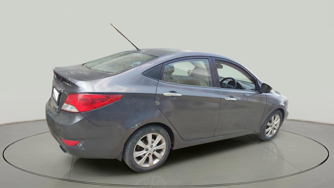 2011 Hyundai Verna FLUIDIC 1.6 CRDI SX, Diesel, Manual, 1,20,580 km, exterior