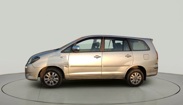 2011 Toyota Innova V 2.5 7 STR, Diesel, Manual, 2,01,484 km, exterior