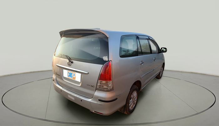 2011 Toyota Innova V 2.5 7 STR, Diesel, Manual, 2,01,484 km, exterior