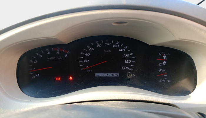 2011 Toyota Innova V 2.5 7 STR, Diesel, Manual, 2,01,484 km, interior