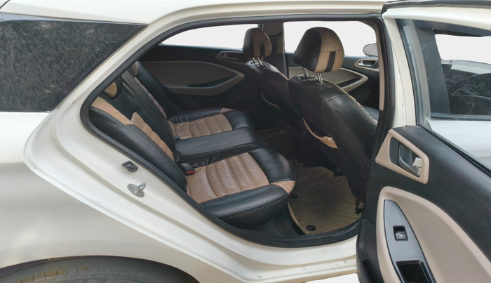 2016 Hyundai Elite i20 ASTA 1.4 CRDI (O), Diesel, Manual, 1,01,495 km, interior