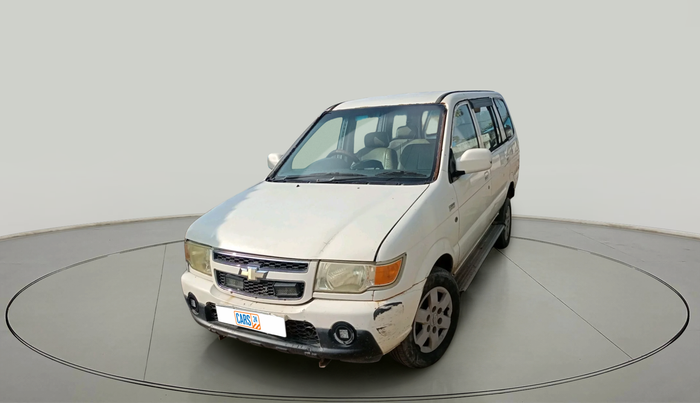 2015 Chevrolet Tavera NEO 3 LS 10 STR BS III, Diesel, Manual, 3,19,355 km, exterior