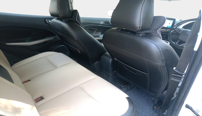 2018 Ford Ecosport TITANIUM 1.5L DIESEL, Diesel, Manual, 1,86,907 km, interior