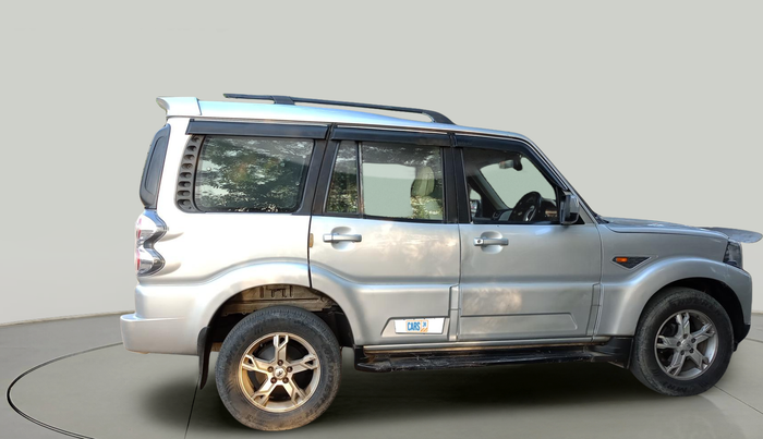 2016 Mahindra Scorpio S10, Diesel, Manual, 1,06,752 km, exterior