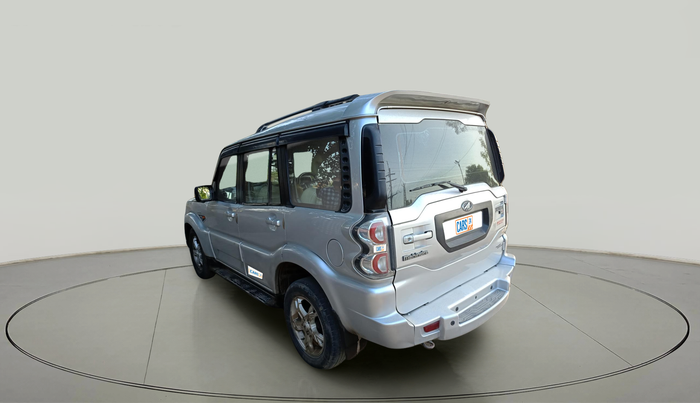 2016 Mahindra Scorpio S10, Diesel, Manual, 1,06,752 km, exterior