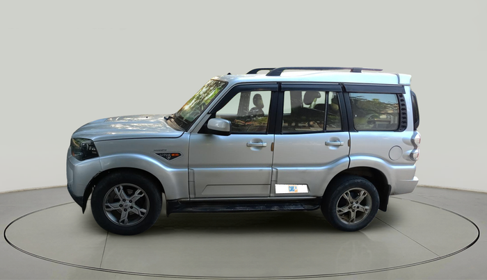2016 Mahindra Scorpio S10, Diesel, Manual, 1,06,752 km, exterior
