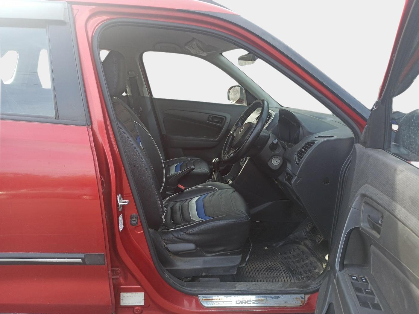 2018 Maruti Vitara Brezza VDI (O), Diesel, Manual, 1,02,083 km, interior