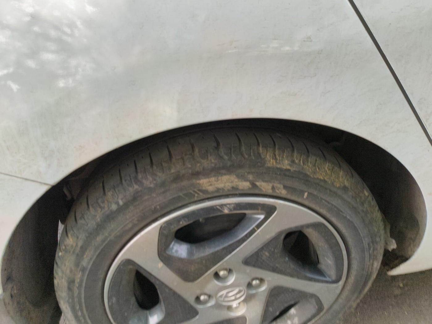 2022 Hyundai Verna S PLUS 1.5 VTVT, Petrol, Manual, 45,436 km, tyre