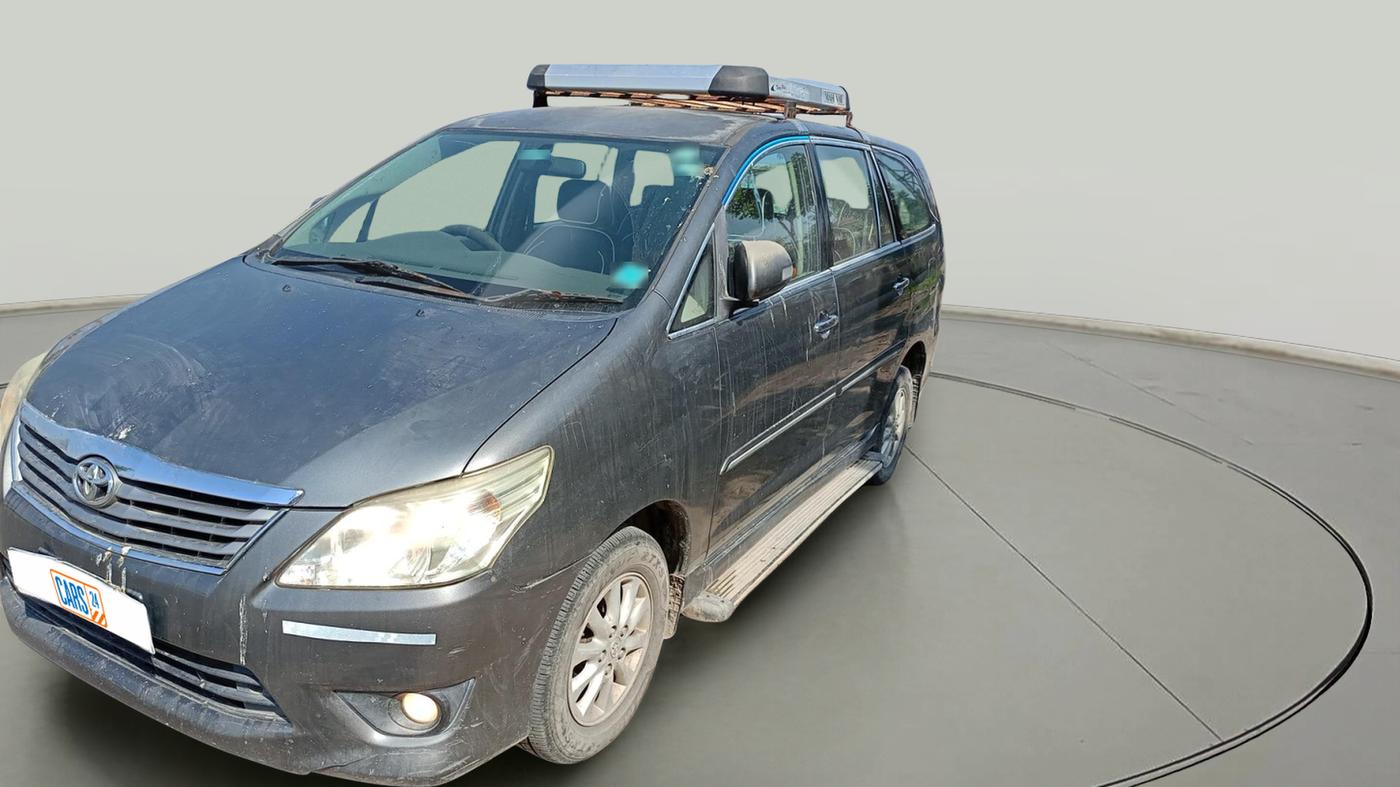 2013 Toyota Innova 2.5 VX 7 STR, Diesel, Manual, 75,273 km, exterior