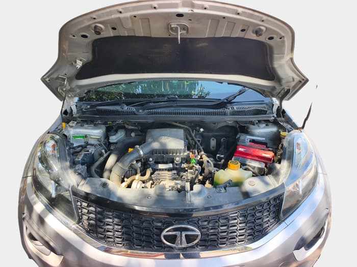 2018 Tata NEXON XM PETROL, Petrol, Manual, 81,577 km, exterior