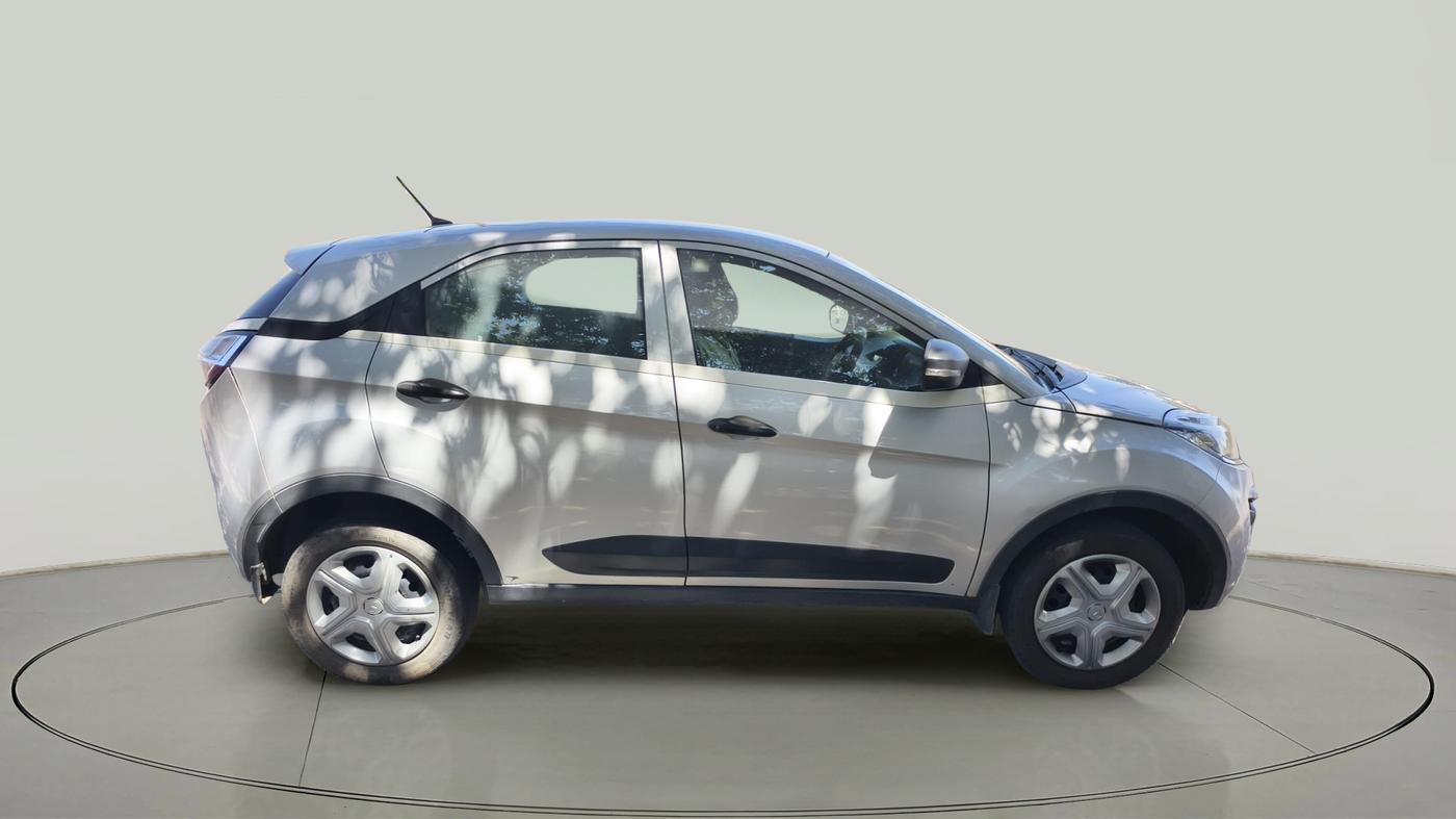 2018 Tata NEXON XM PETROL, Petrol, Manual, 81,577 km, exterior