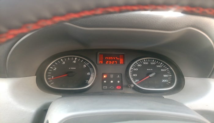 2014 Renault Duster 85 PS RXE DIESEL, Diesel, Manual, 1,43,547 km, interior