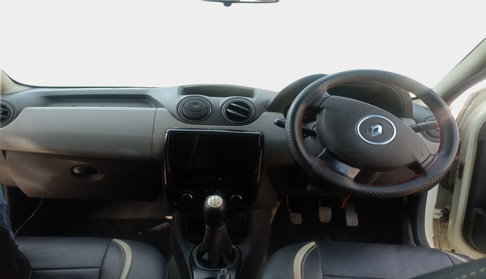 2014 Renault Duster 85 PS RXE DIESEL, Diesel, Manual, 1,43,547 km, interior