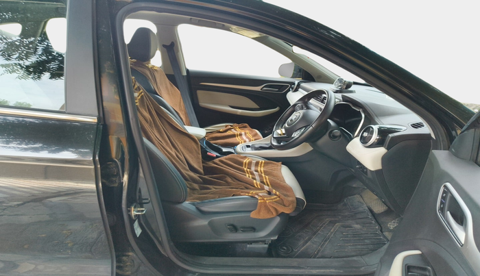 2023 MG ASTOR SHARP 1.5 CVT, Petrol, Automatic, 14,800 km, interior
