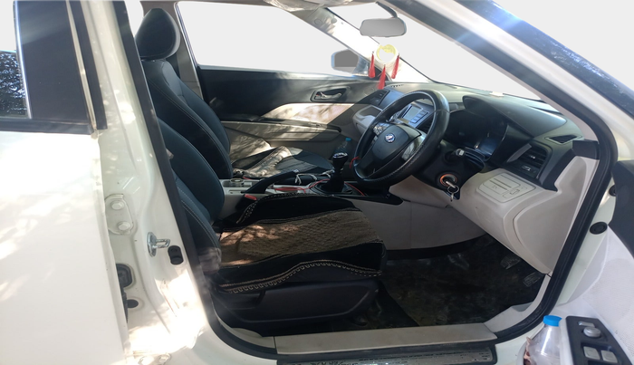 2021 Mahindra XUV300 W6 1.5 Sunroof Diesel, Diesel, Manual, 1,47,865 km, interior