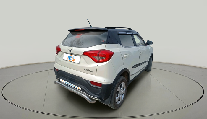 2023 Mahindra XUV300 W6 1.2 PETROL, Petrol, Manual, 46,657 km, exterior