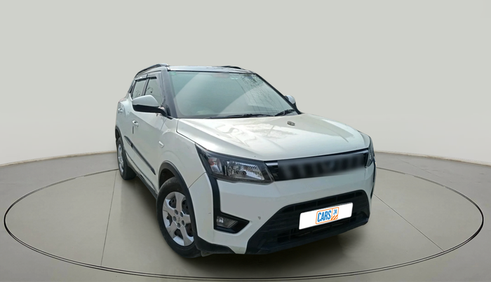 2023 Mahindra XUV300 W6 1.2 PETROL, Petrol, Manual, 46,657 km, exterior